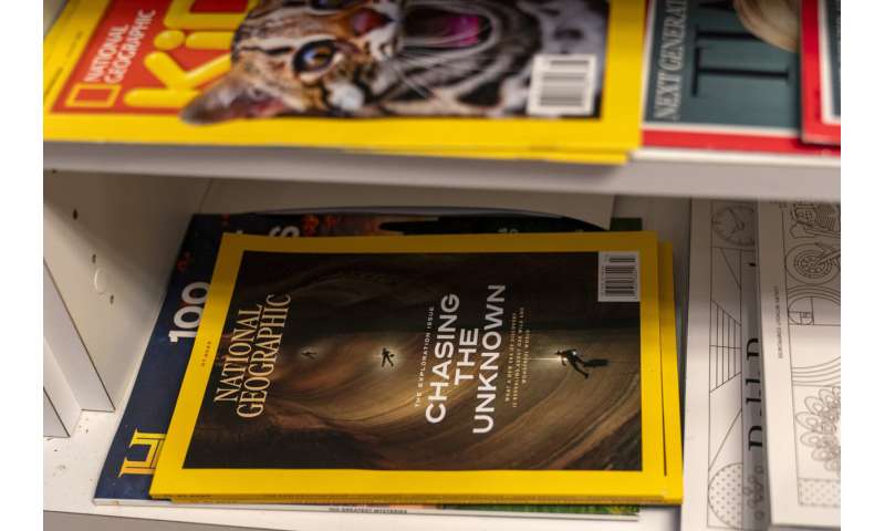 National Geographic will end newsstand sales of magazine next year, focus on subscriptions, digital