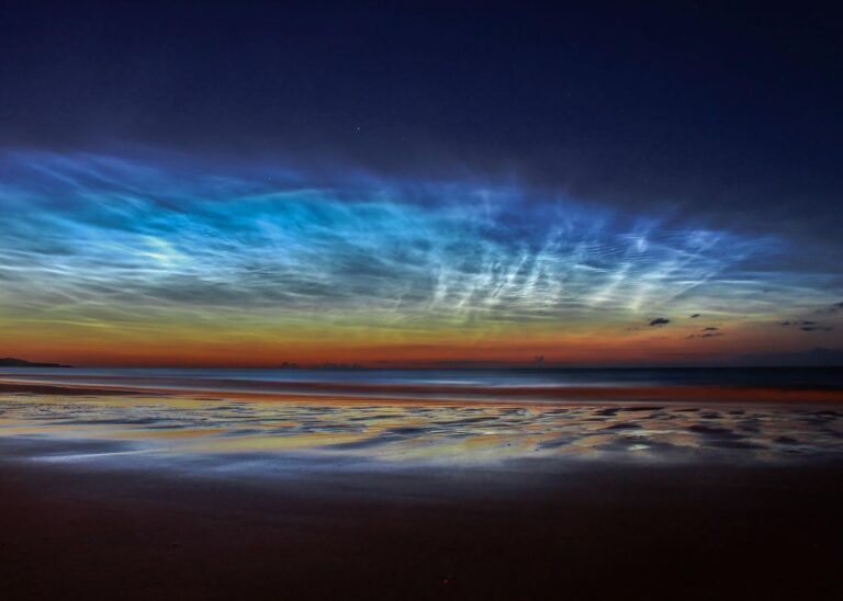 Venus Sinks As ‘Night Shining’ Clouds Appear: The Night Sky This Week