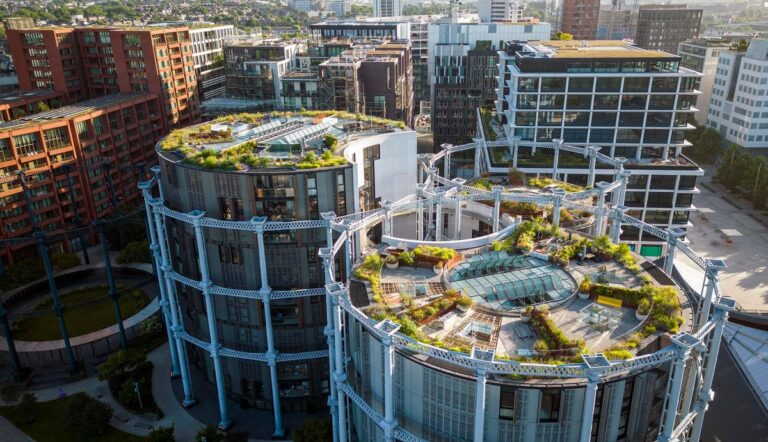 How CRE Business Leaders Can Finance Building Decarbonization