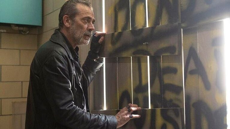 ‘The Walking Dead: Dead City’ Episode 5 Review — Now That’s A Zombie!