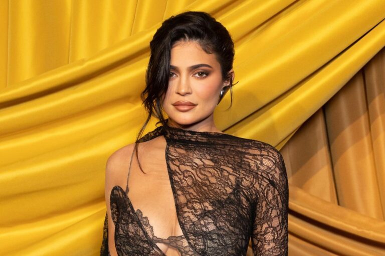 New TikTok ‘Aged’ Filter: Here Are Reactions From Kylie Jenner, Kim Kardashian, Amy Poehler