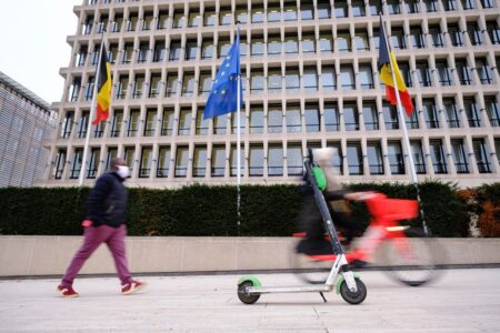 Vianova Signs Deal With Brussels To Manage E-Scooter Fleets