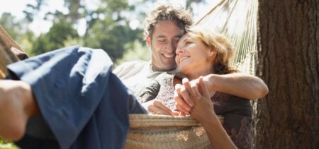 A Psychologist Identifies 2 Hurdles Of ‘No-Strings-Attached’ Relationships