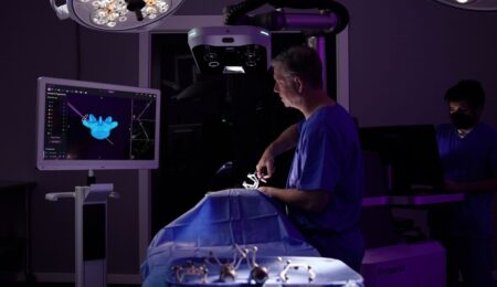 A high-tech third eye for neurosurgeons, Proprio could change the OR forever