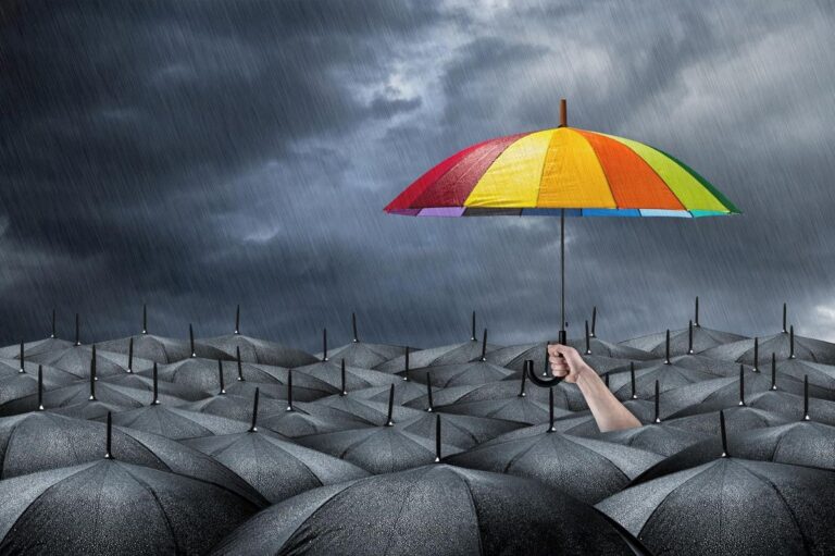 2 Ways Highly Intelligent People Can Avoid The Isolation Trap