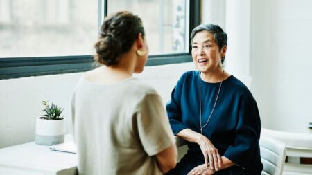 5 ChatGPT Prompts To Become A Better Negotiator