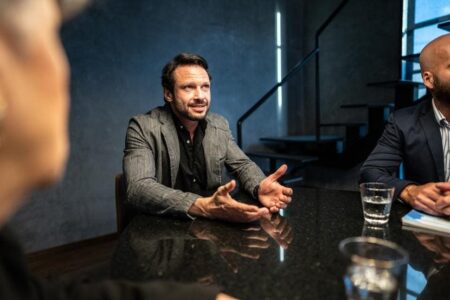 Mastering The Art Of Simplifying Complex Business Issues