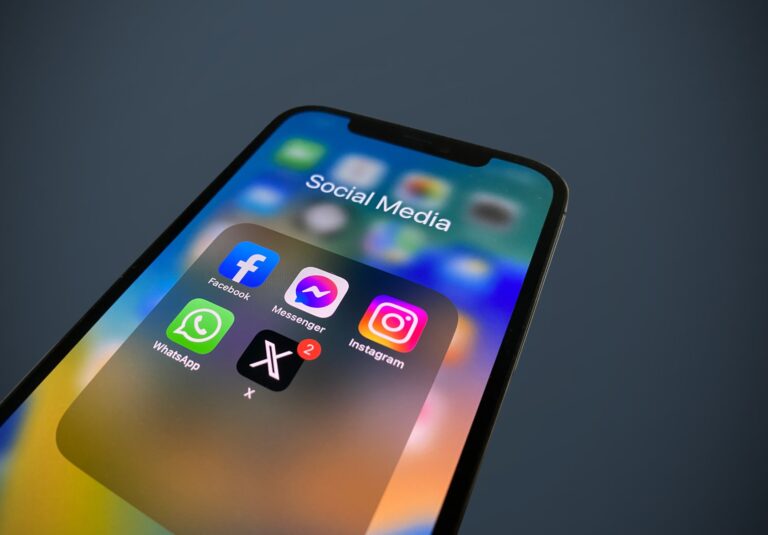 Elon Musk aims to turn Twitter into an ‘everything app.’ An expert explains what that is and why it’s not so easy to do