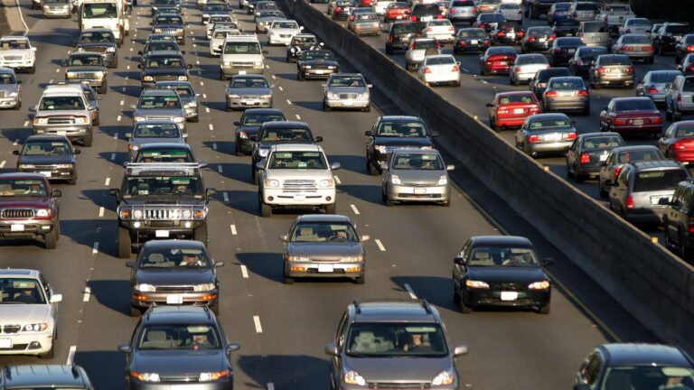 Here’s What Return-To-Office Traffic Congestion Will Cost Employees