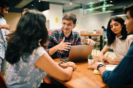 Brainstorm Like A Boss: Techniques For Unlocking The Collective Genius Of Your Team