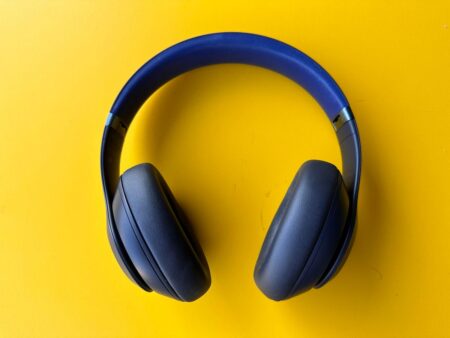 Forget AirPods Max: Beats Studio Pro Headphones Offer Great Audio, Stunning Price