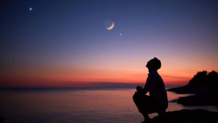 See The Moon Align With Jupiter And Uranus: The Night Sky This Week