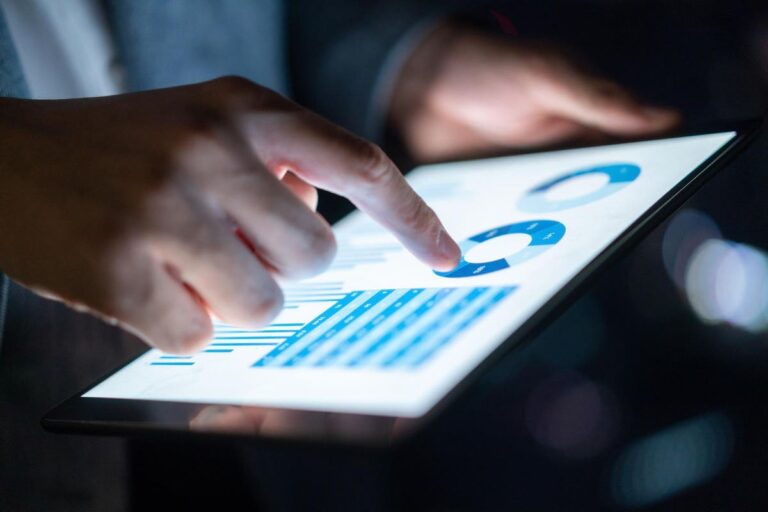 The Fourth Wave Of Advertising Will Crest In 2024: Are Advertisers Ready To Ride It To Success?
