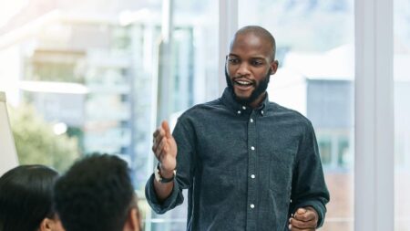 5 ChatGPT Prompts To Craft A Compelling Founder Story