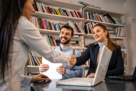 The Benefits Of Becoming A Franchisee (And How To Choose A Franchise)