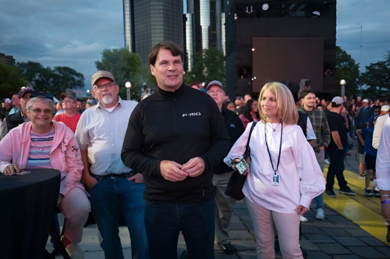 Ford CEO: ‘Still optimistic’ but ready in case of auto strike