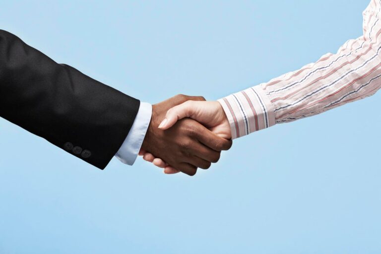 How To Bridge The Gap Between Sales And Marketing To Improve Revenue Growth