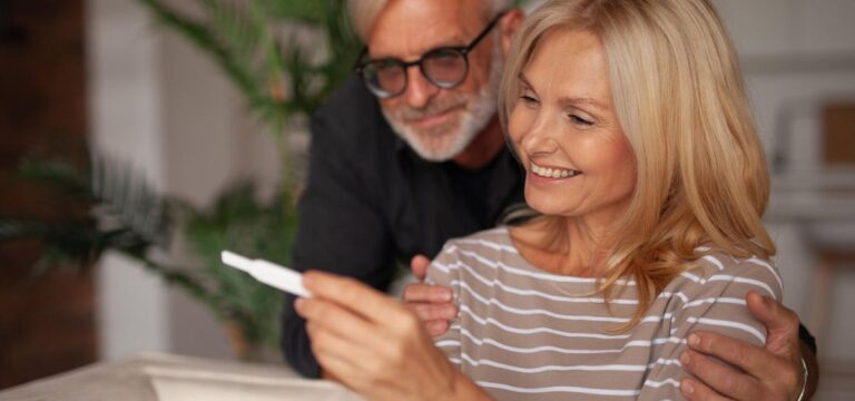 The ‘Having Kids Later In Life’ Question, Explored By A Psychologist