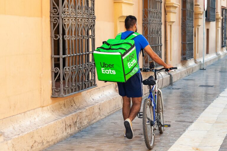 Italy court condemns Uber Eats over 4,000 layoffs