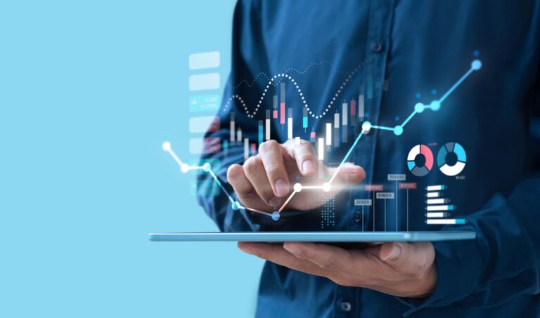 Adapt Or Persist? Analyzing 5 B2B Marketing Trends In 2023