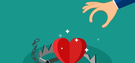 5 Ways A ‘Breadcrumber’ Lures In A Romantic Target