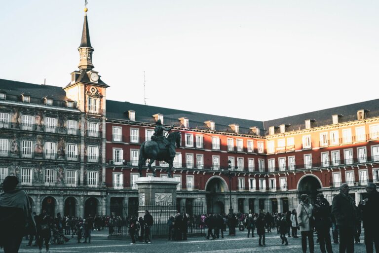 Who are Madrid’s Most Influential Financial Services Startups in 2023?
