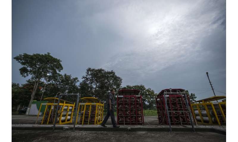 What is green hydrogen and why is it touted as a clean fuel?