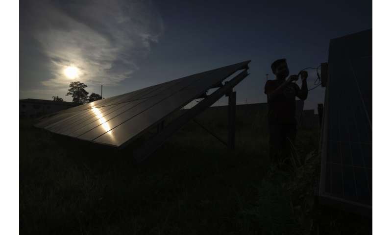 What is green hydrogen and why is it touted as a clean fuel?