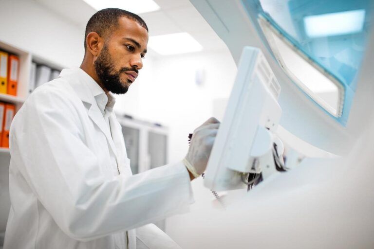 Four Digital Solutions That Can Alleviate Issues In Healthcare