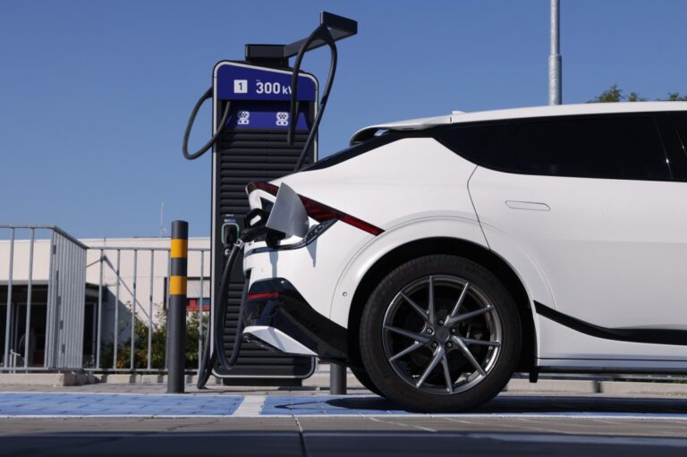 EV data startup Volteras wants to bring Tesla-level control to every vehicle and charger