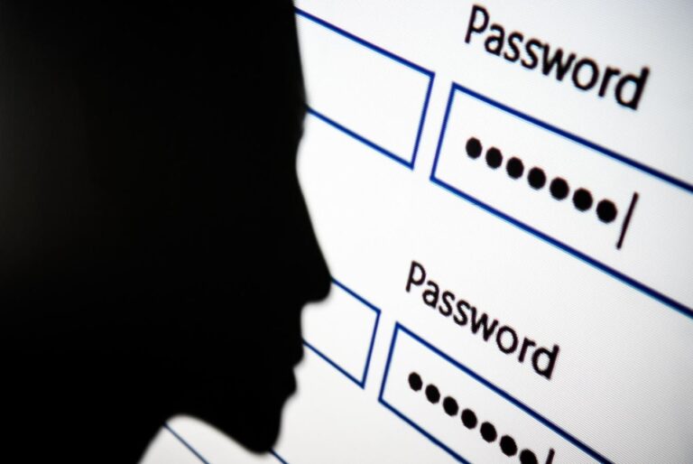 Small Business Tech Roundup: Google Says Goodbye Passwords, Hello Passkeys