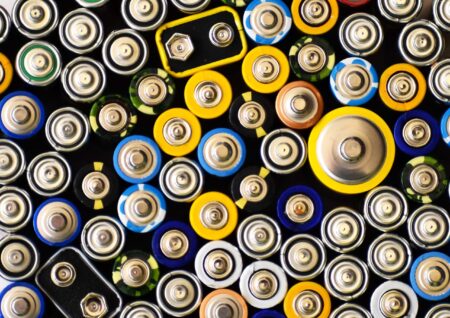 Zinc-air batteries show commercial promise