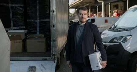 In the War Against Russia, Some Ukrainians Carry AK-47s. Andrey Liscovich Carries a Shopping List