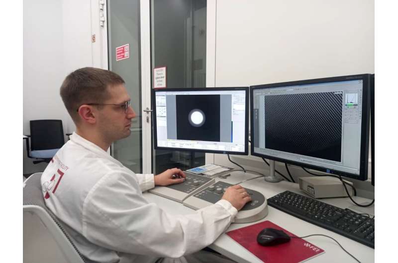Researchers explore how cobalt and nickel in battery cathodes contribute to electrochemical properties