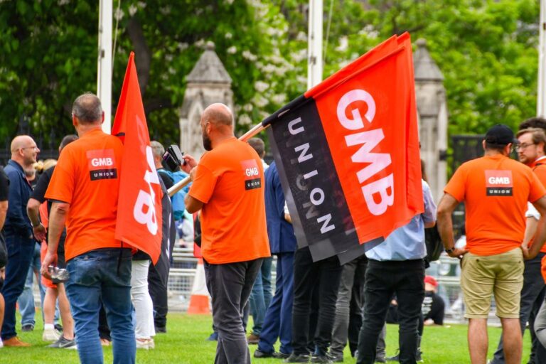 Over 600 Jobs Lost At Safestyle UK: What Can Small Businesses Learn?