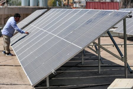 Iraq inches toward solar-powered future