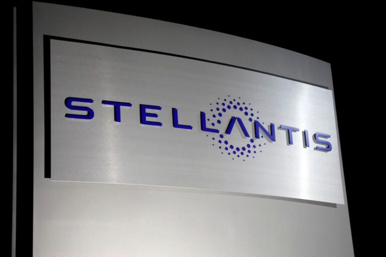 UAW Details Stellantis Pact, Including New Product At Illinois Plant