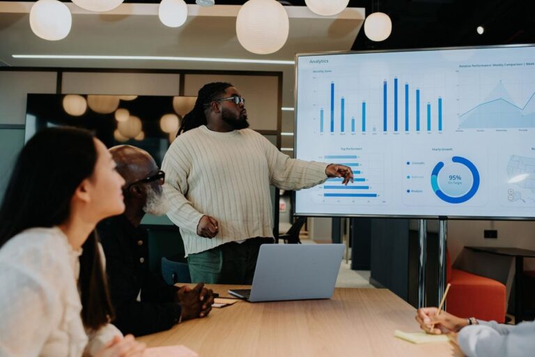 What Startups Can Learn From Titans About Treasury Management