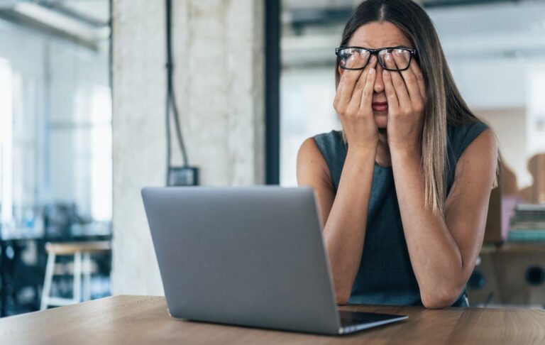 20 Practical Solutions To Combat Employee Burnout