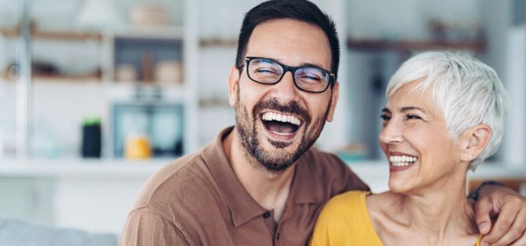 A Psychologist’s Guide To Dating Outside Your Age—3 Key Insights