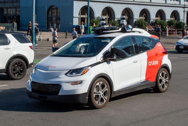 Cruise Reports Lots Of Human Oversight Of Robotaxis, Is That Bad?