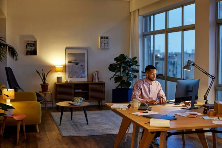 Leading From Afar: Nurturing High-Performing And Engaged Virtual Teams