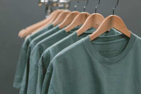 How To Avoid Being Seen As A Pompous Or T-Shirt Communicator