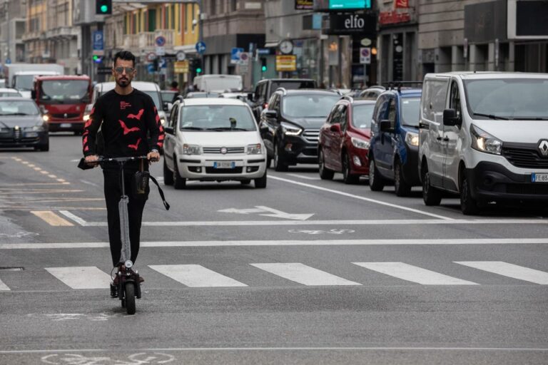 When E-Scooter Riders Know Rules Of The Road, Everyone Is Safer