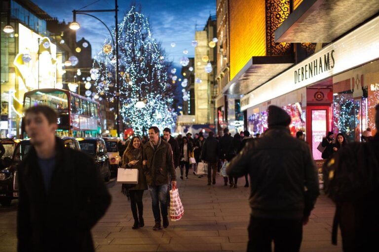 5 Ways To Make Your Business Stand Out This Christmas