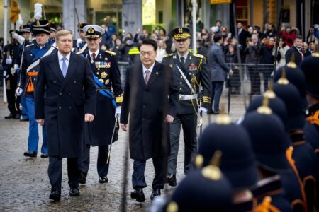 ASML, Samsung ink 700mn chip plant deal as S.Korea president visits