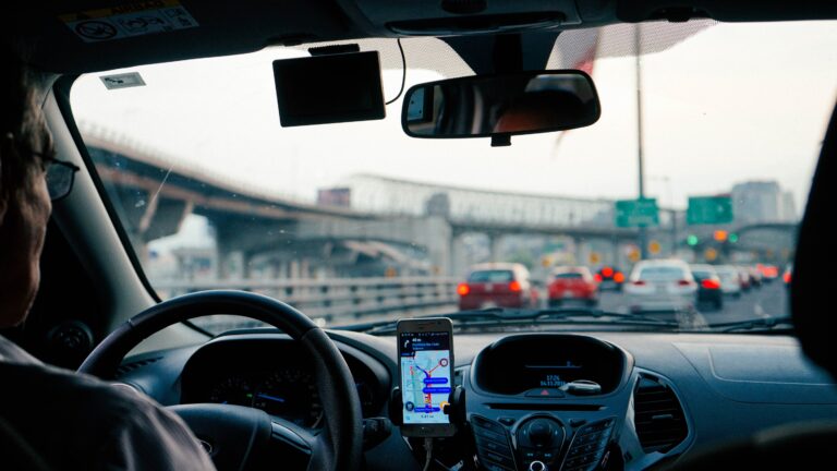 Ethics on autopilot: The safety dilemma of self-driving cars