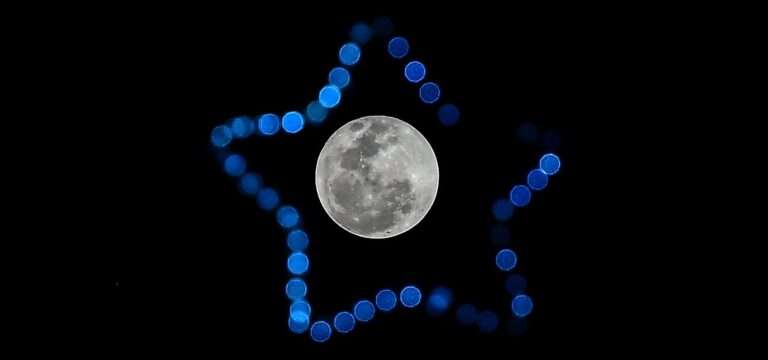 See The ‘Star Of Bethlehem,’ ‘Christmas Moon’ And ‘Santa’s Sleigh’ With Naked Eyes: The Night Sky This Christmas