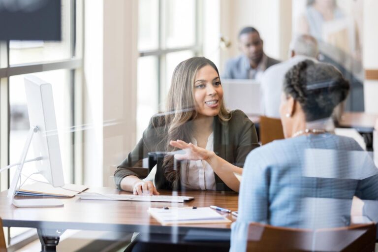 Retail Banking: How Intelligent Tech Empowers Employees And Creates Growth