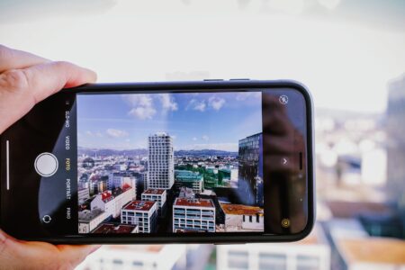 Is Advanced Microwave Transmission the Future of Wireless Convergence?